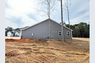 290 Golfview Avenue, Benson, NC 27504 - Photo 4