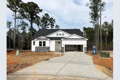 280 Golfview Avenue, Benson, NC 27504 - Photo 2