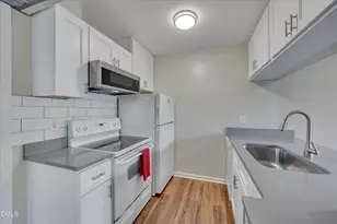 807 W Trinity Ave, Durham, NC 27701 - Photo 20