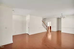 807 Hesler Ct, Cary, NC 27519 - Photo 4