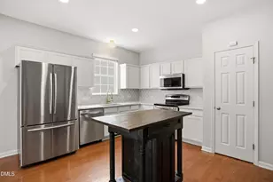 2138 Gillwell Ln, Fuquay Varina, NC 27526 - Photo 8