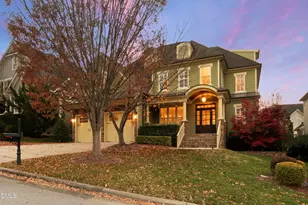 612 Peach Orchard Pl, Cary, NC 27519 - Photo 2