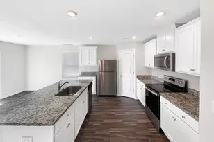 316 Brisk Dr, Zebulon, NC 27597 - Photo 2