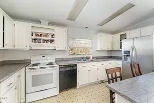 10092 N Carolina 210, Four Oaks, NC 27524 - Photo 8