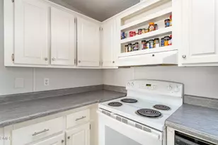10092 N Carolina 210, Four Oaks, NC 27524 - Photo 10