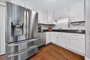 932 Danbury Dr, Durham, NC 27703 - Photo 8