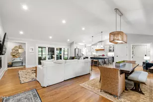 4805 Deerwood Dr, Raleigh, NC 27612 - Photo 4