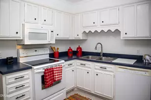 530 Westwood Cir, Nashville, NC 27856 - Photo 8