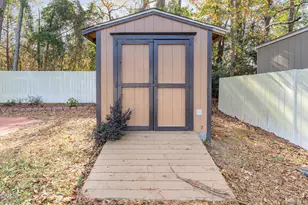 140 Rollingwood Dr, Dunn, NC 28334 - Photo 32