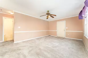 140 Rollingwood Dr, Dunn, NC 28334 - Photo 8