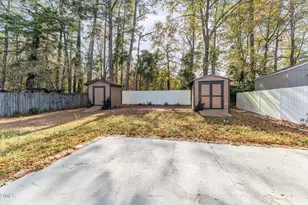 140 Rollingwood Dr, Dunn, NC 28334 - Photo 30