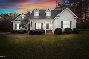304 Woodfield Dr, Nashville, NC 27856 - Photo 2