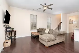 108 Bella Pl, Holly Springs, NC 27540 - Photo 6