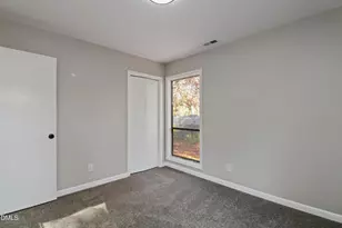 5609 Bowman Ct, Fayetteville, NC 28304 - Photo 8