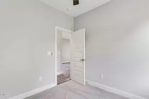 609 W Godwin St, Dunn, NC 28334 - Photo 20