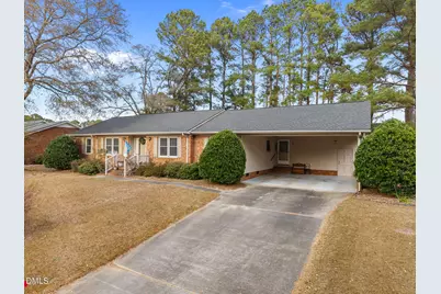 211 Marlowe Drive, Dunn, NC 28334 - Photo 2