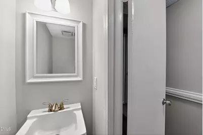 407 Kirkcaldy Court, Fayetteville, NC 28314 - Photo 10