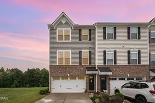 372 Amber Acorn Ave, Raleigh, NC 27603 - Photo 2