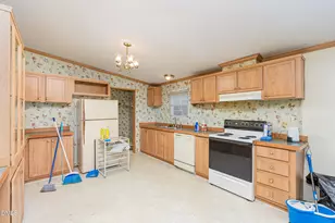 7472 Edwards Rd, Castalia, NC 27816 - Photo 6