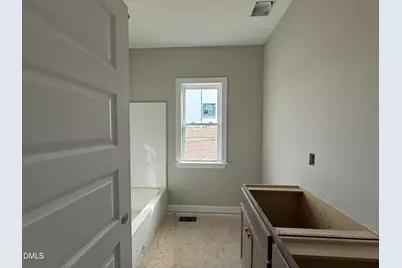 250 Tee Drive, Selma, NC 27576 - Photo 8