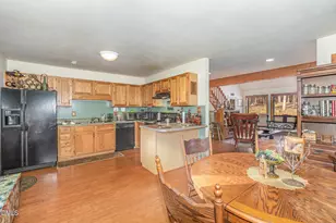 8516 Dunlee Falls Rd, Raleigh, NC 27613 - Photo 6