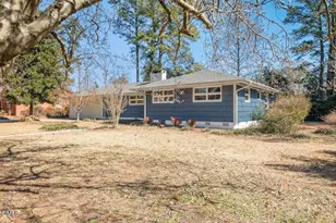 1117 S 1st St, Smithfield, NC 27577 - Photo 4