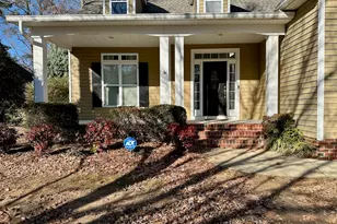 929 Lukestone Dr, Fuquay Varina, NC 27526 - Photo 2