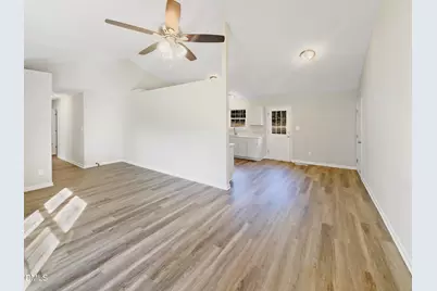 804 Hounds Chase, Durham, NC 27703 - Photo 2
