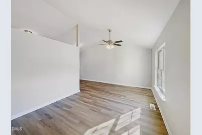 804 Hounds Chase, Durham, NC 27703 - Photo 8