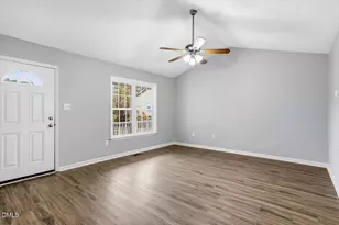 633 Sunray Dr, Clayton, NC 27520 - Photo 4