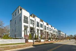 127 E Park St, Cary, NC 27511 - Photo 4