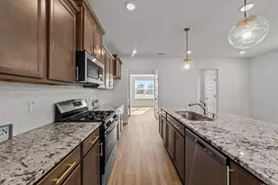 226 Blue Iris Pkwy, Clayton, NC 27520 - Photo 8