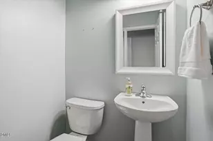 323 Northlands Dr, Cary, NC 27519 - Photo 20