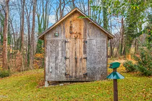 3815 Shattalon Dr, Winston-Salem, NC 27106 - Photo 36