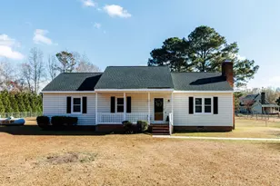 577 Corbett Rd, Clayton, NC 27520 - Photo 2