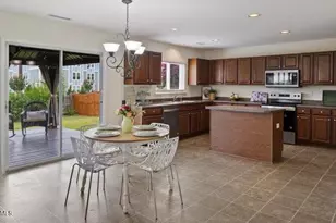 316 Edgecroft Way, Fuquay Varina, NC 27526 - Photo 16