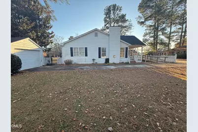 608 W Parrish Drive, Benson, NC 27504 - Photo 8