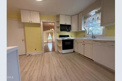 608 W Parrish Drive, Benson, NC 27504 - Photo 20