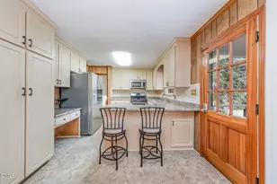 1103 Warren Ave, Cary, NC 27511 - Photo 10