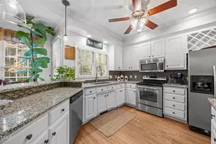 203 Piperwood Dr, Cary, NC 27518 - Photo 10