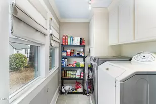 604 W Divine St, Dunn, NC 28334 - Photo 16