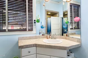 604 W Divine St, Dunn, NC 28334 - Photo 22