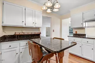 2635 Dogwood Ln, Kinston, NC 28504 - Photo 6