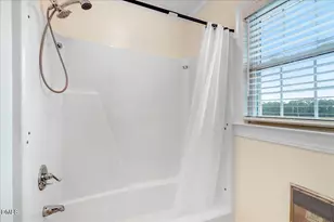 2635 Dogwood Ln, Kinston, NC 28504 - Photo 16