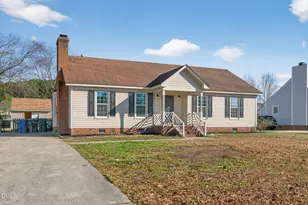 2824 Springflower Dr N, Wilson, NC 27896 - Photo 2