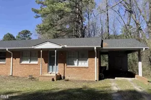 626 Maple Ln, Raleigh, NC 27603 - Photo 2