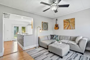 1005 W Main St, Carrboro, NC 27510 - Photo 2