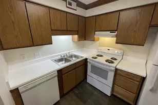 3535 Ivy Commons Dr, Raleigh, NC 27606 - Photo 8