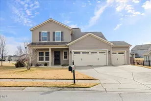 700 Harvest Point Dr, Fuquay Varina, NC 27526 - Photo 2