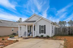 820 Grove Creek Ln, Raleigh, NC 27610 - Photo 2